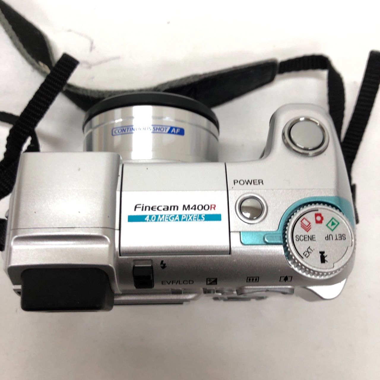 【KYOCERA】FINECAM SL300R 京セラ 京セラ、厚さ15mmのレンズ回転式デジカメ「Finecam SL300R」