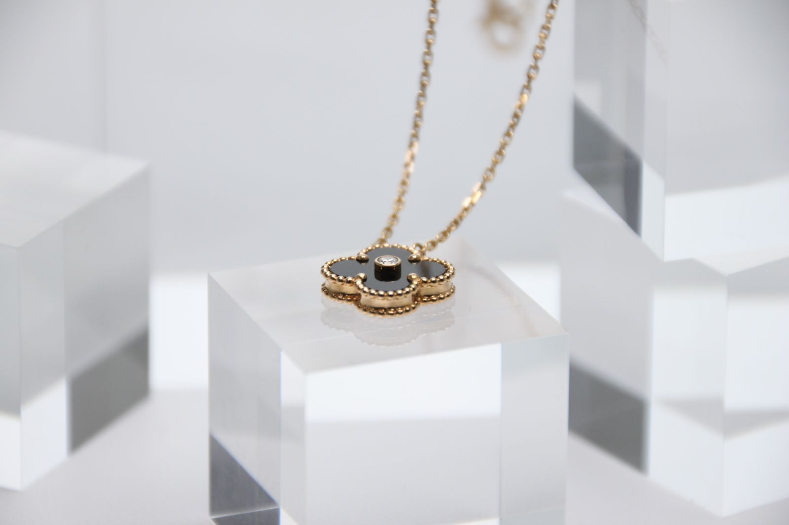 Van Cleef & Arpels】【2016年 ホリデー クリスマス 限定