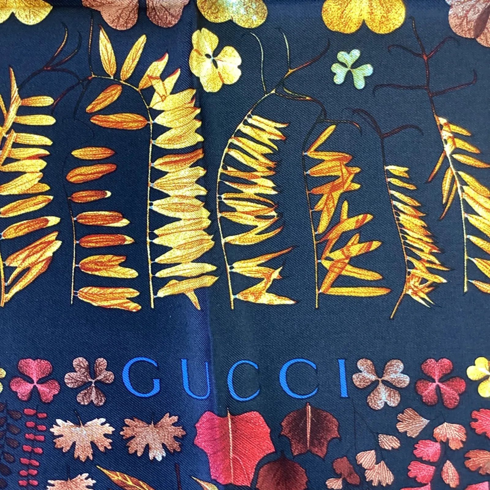 GUCCIグッチリーフ柄落ち葉柄大判スカーフ - メルカリ