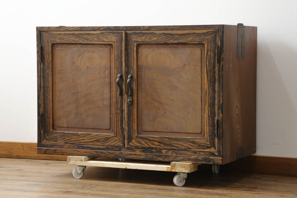 昭和レトロ 茶箪笥 飾り棚 骨董品 木製 キャビネット ガラス扉付き