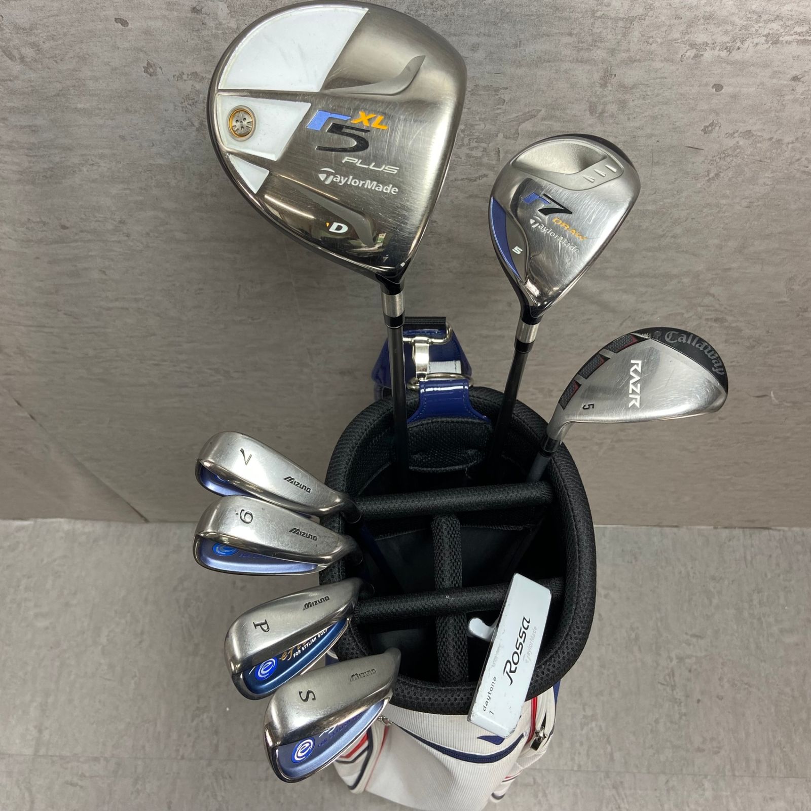 ✟ TaylorMade