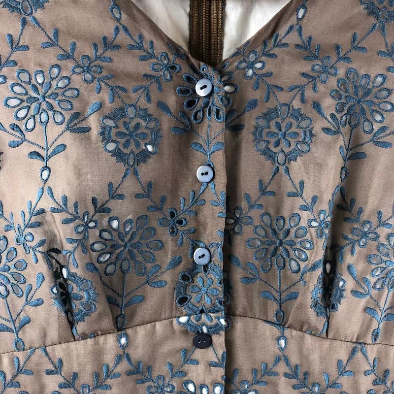 トッカ TOCCA ワンピース Vネック フレンチスリーブ 花柄 刺繍 レース