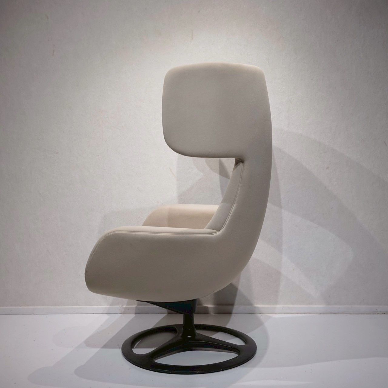 okamura オカムラ lives ライブス パーソナルチェア ラウンジチェア 1P