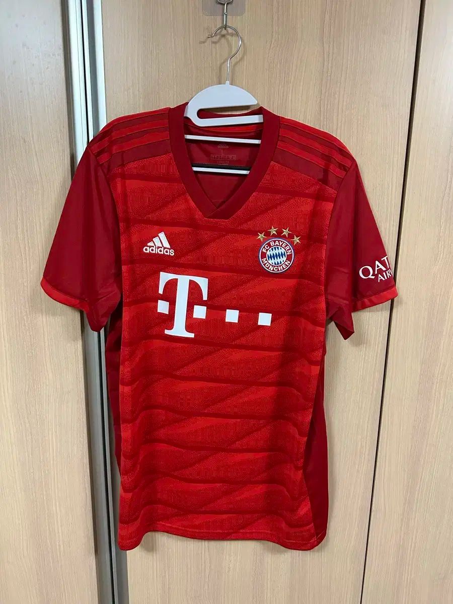 極美品！】19/20 バイエルン・ミュンヘン ♯9 レヴァンドフスキ【L相当