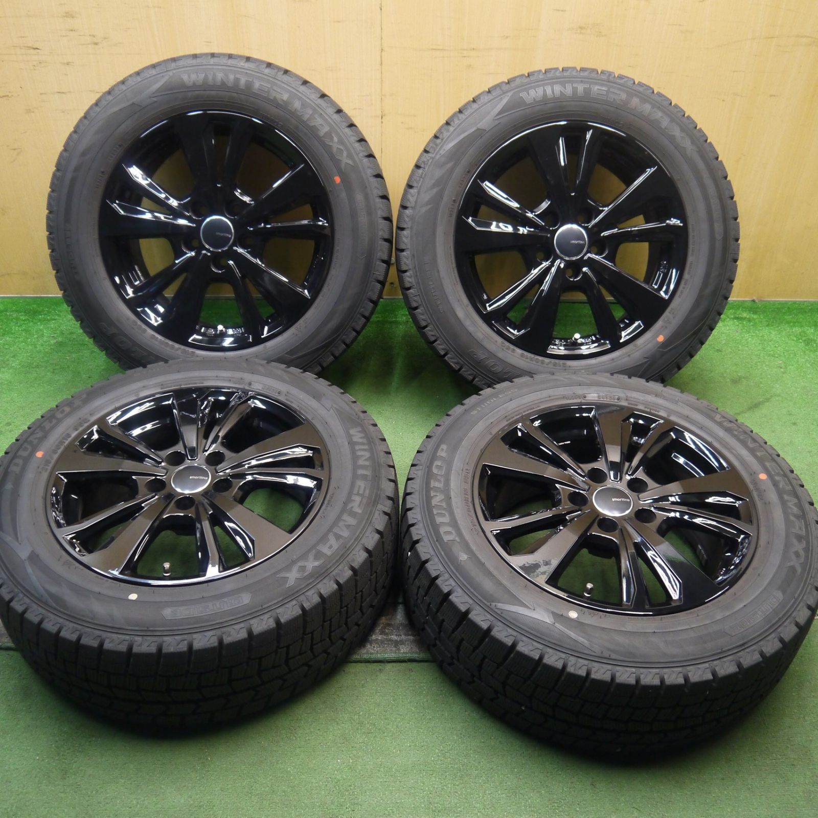 バリ溝 23年 キレイ 9.5分以上 FIAT フィアット 500X 等 smartline 215 60R16 スタッドレス ダンロップ ウインターマックス WM02 スマートライン 16インチ PCD110 5H 5092906Hス