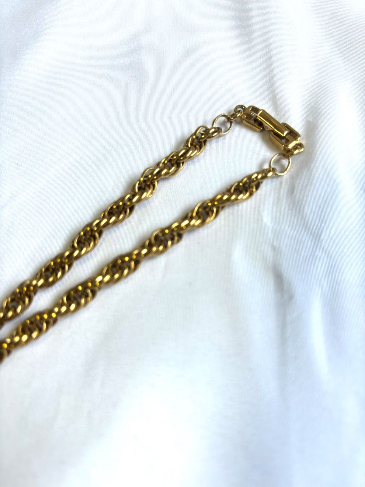 GIVENCHY ジバンシィ GOLD スクリューチェーン ロングネックレス 