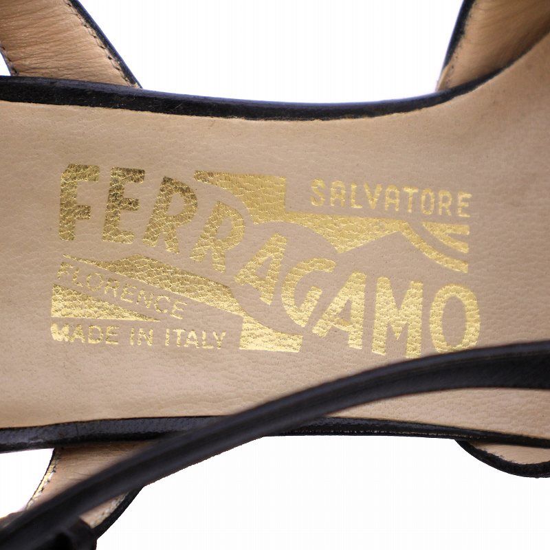 サルヴァトーレフェラガモ Salvatore Ferragamo サンダル チャン