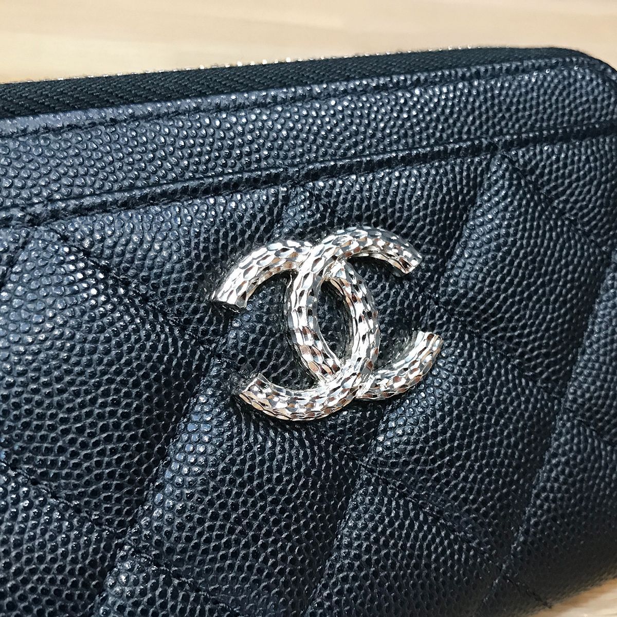 【CHANEL】シャネル ココマーク フラグメントケース 新品未使用 シャネル ココマーク フラグメントケース キャビア
