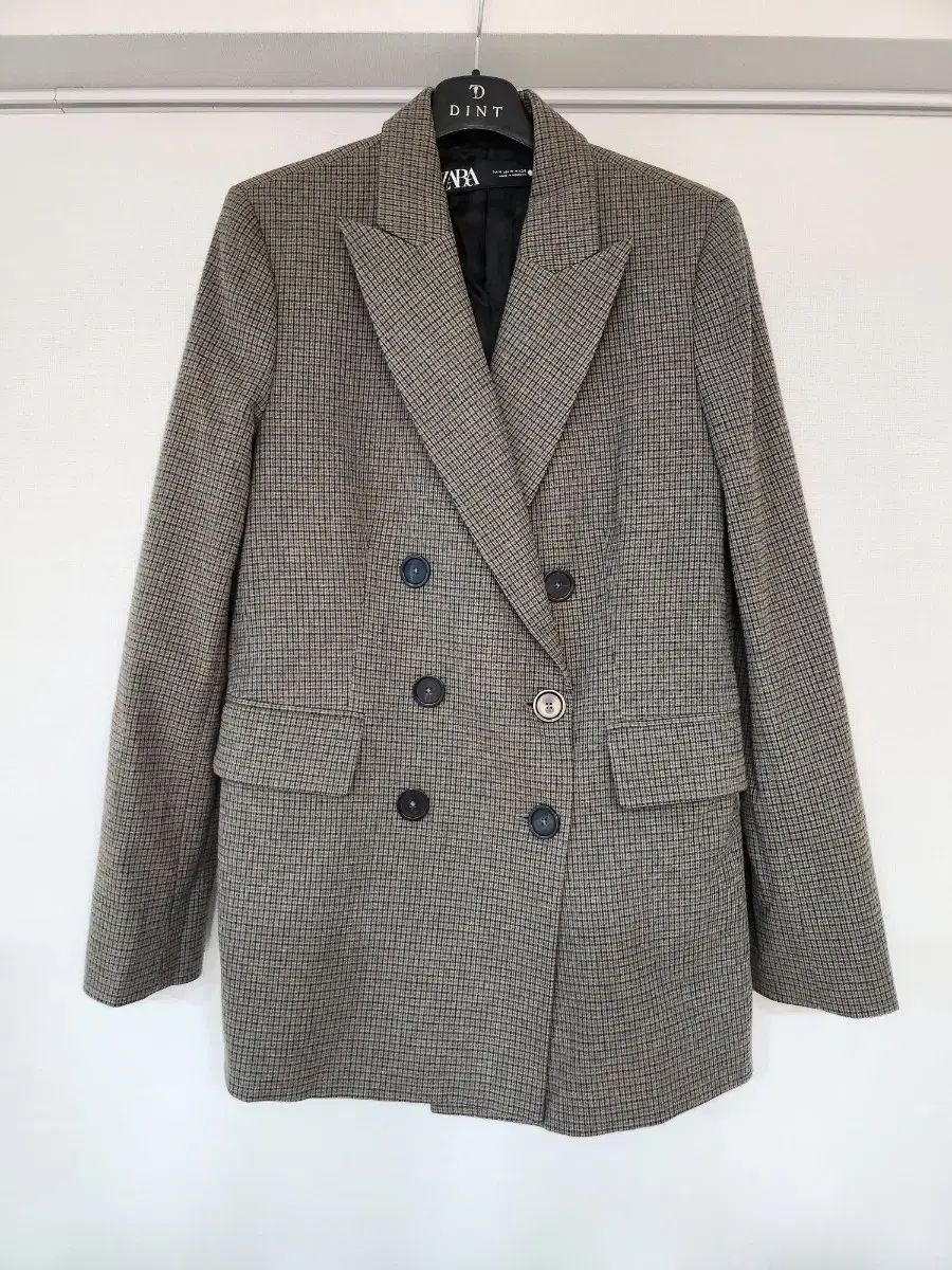 レオナール ジップジャケット 花 トリム チンストラップ スタンド