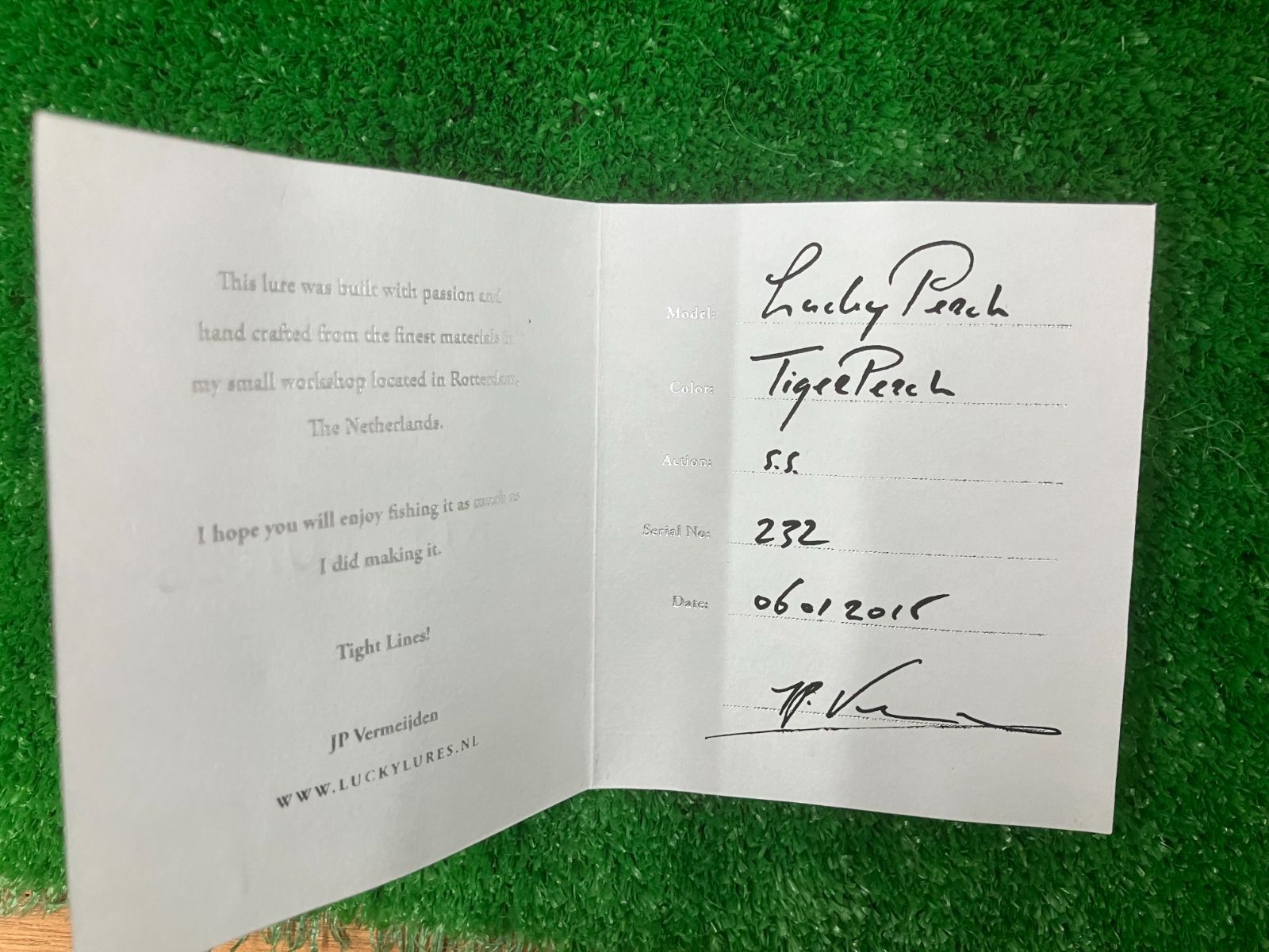 ラッキールアーズ ラッキーパーチ LUCKY LURES perch