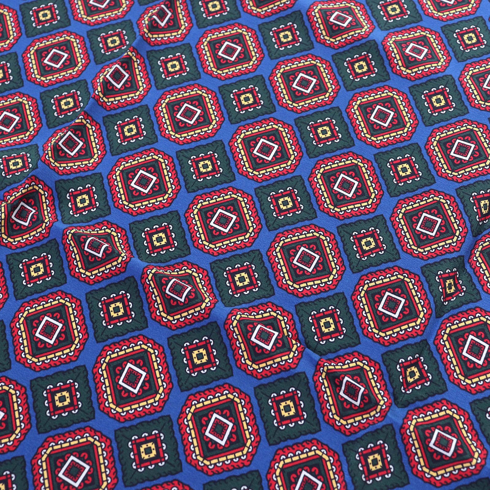 極美品△CHANEL シャネル ヴィンテージ シルク100％ ロゴ 総柄プリント  