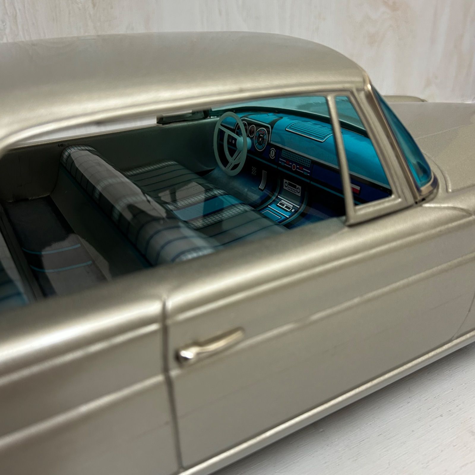 イチコー　ブリキ　【Mercedes Benz 300SE シルバー】 箱付き イチコー ブリキ 【Mercedes Benz 300SE シルバー】 箱付き