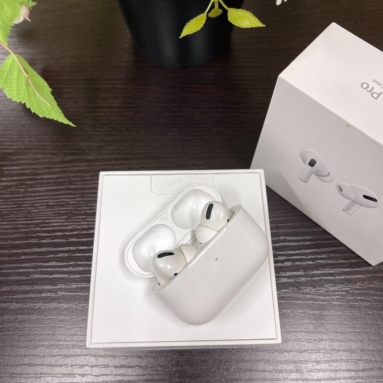 【全品送料無料】 AirPods Pro 第1世代 送料無料 GWXD524ALKKT 進化した