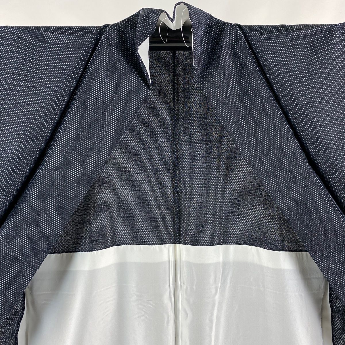 お召 身丈160cm 裄丈67.5cm L 単衣 本塩沢 証紙 十字絣柄 紺色 正絹 美  