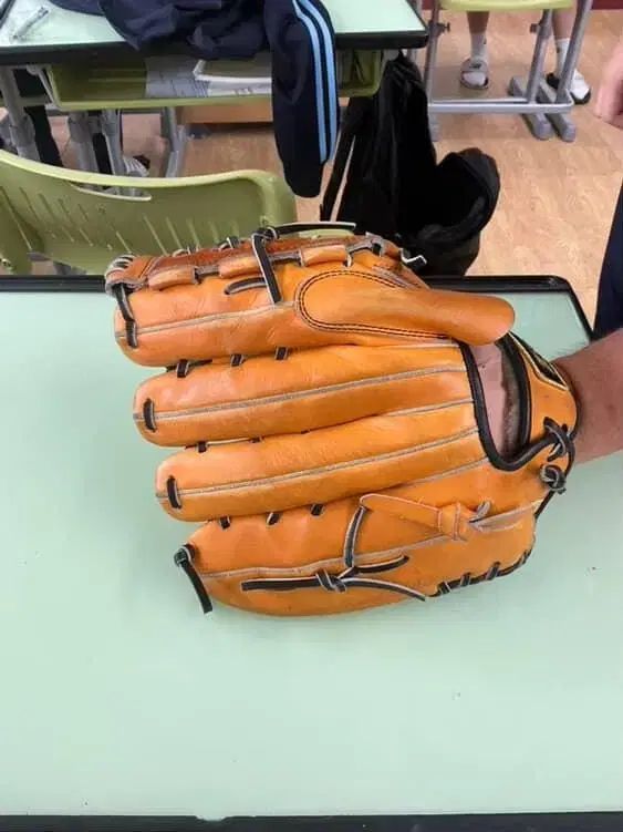 限定品 ◇ゼット◇ 硬式野球用ファーストミット 右投げ／オレンジ