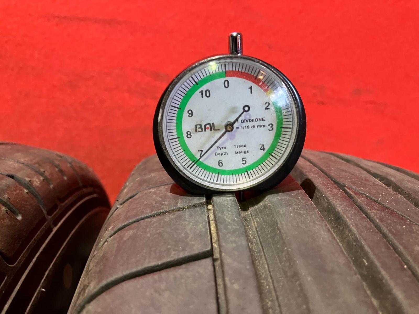 サマータイヤ 215|65R16C 109|107R GOODYEAR NASCAR 4本SET