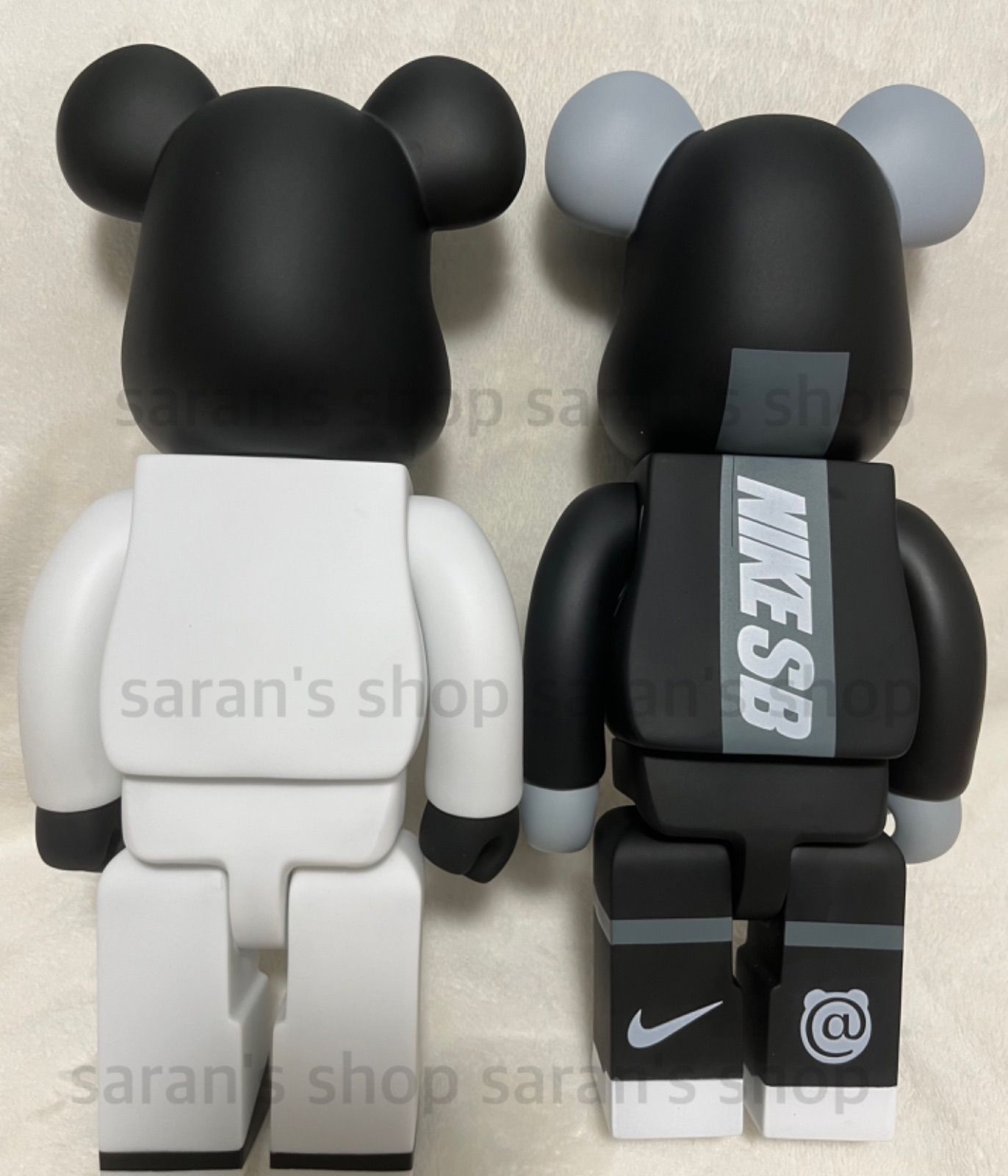 割引価格】ベアブリック BE@RBRICK 400% 28センチ ナイキ白／黒