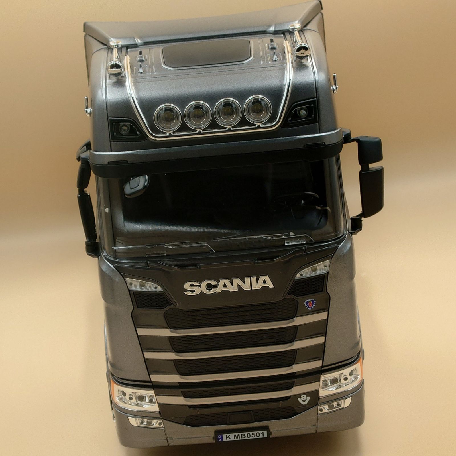 1/18 スカニア SKANIA770S シルバー ラジコン大型トラック トレーラー