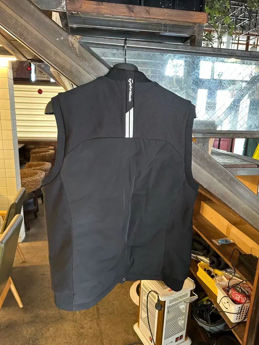 販売