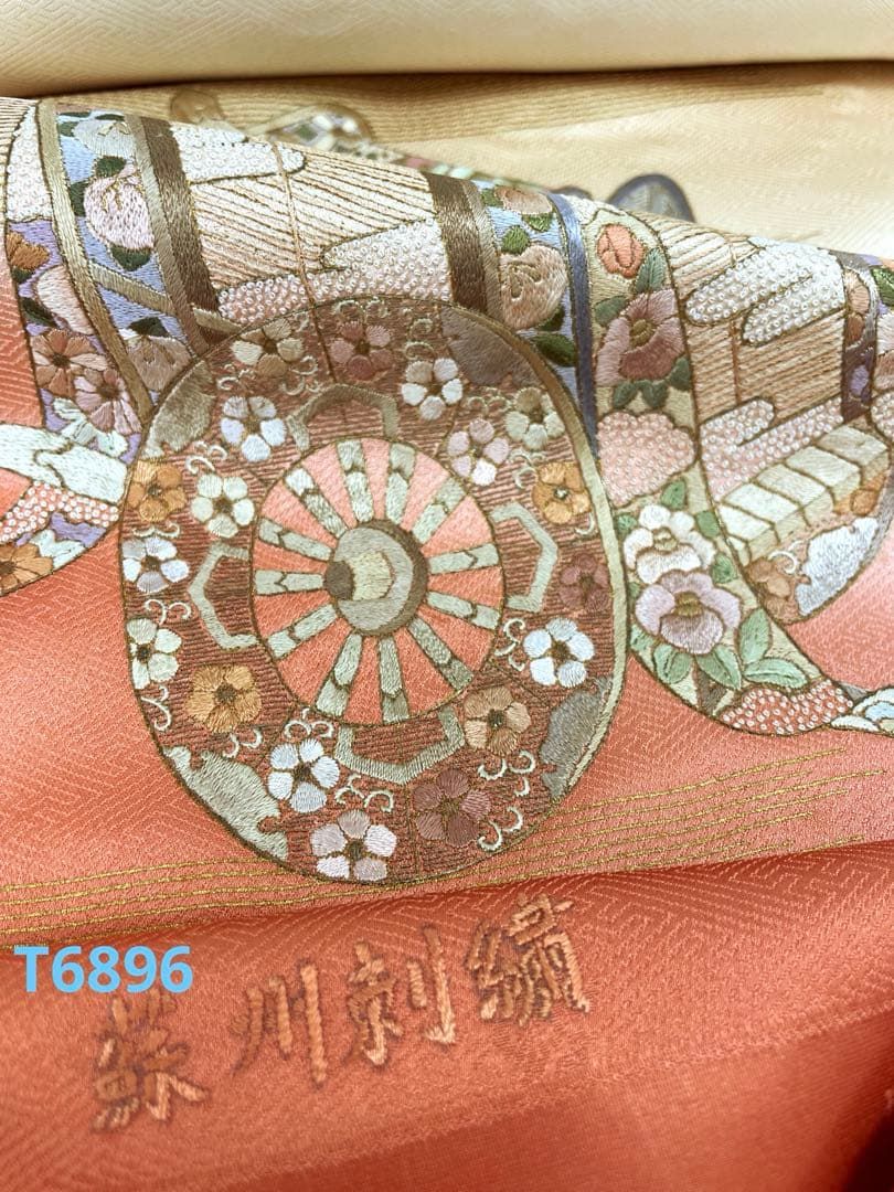 付け下げ 蘇州刺繍 相良刺繍 金彩 紋意匠 正絹 反物 - メルカリ 付け下げ 蘇州刺繍 相良刺繍 金彩 紋意匠 正絹 反物 - メルカリ