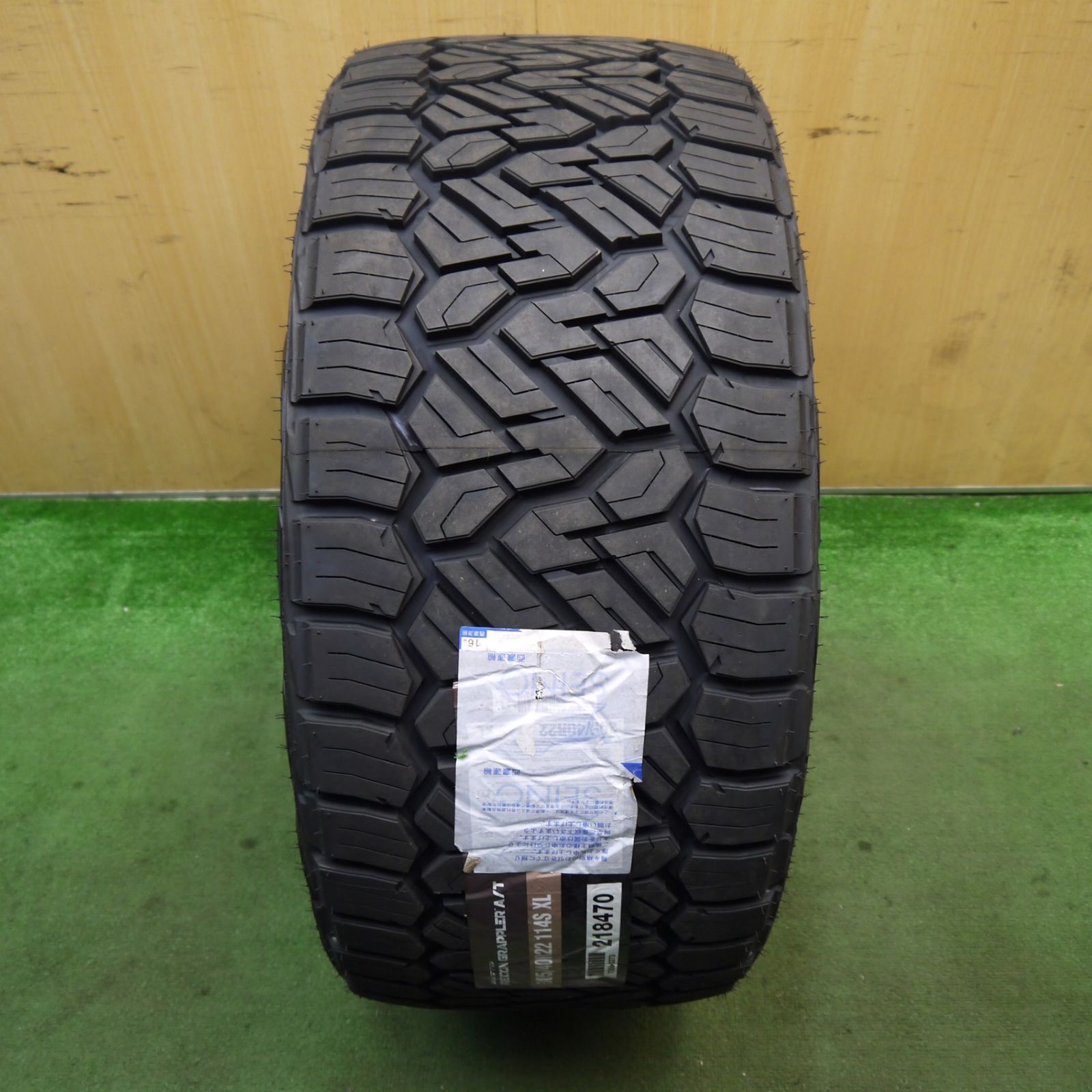 24年 1本 305 40R22 ニットー RECON GRAPPLER A T タイヤ 22インチ ランクル 100 200 等 5081808Hノタ