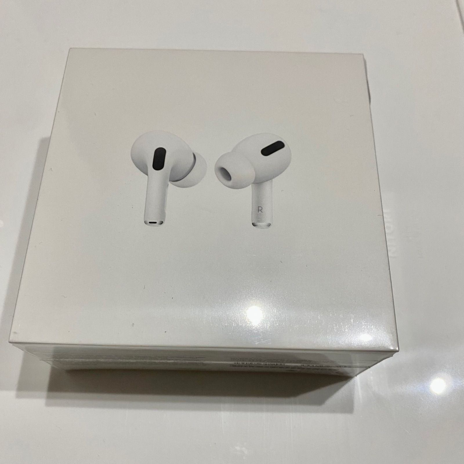 シュリンク付きApple AirPods Pro MLWK3J/A