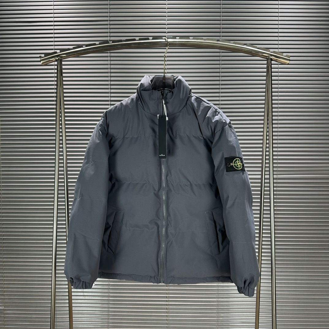 新品未使用 Stone Island ストーンアイランド 新作ナイロンジッパー  