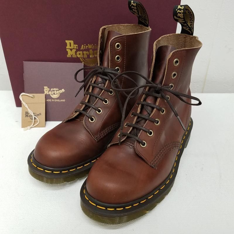 送料無料（沖縄は1000円) Dr.Martens ホーウィン社 イングランド製 8