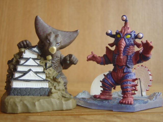 お歳暮 人気 オシャレ ♯EXs21FLじおらまっくすウルトラマンシリーズ人気3種 - メルカリ その他