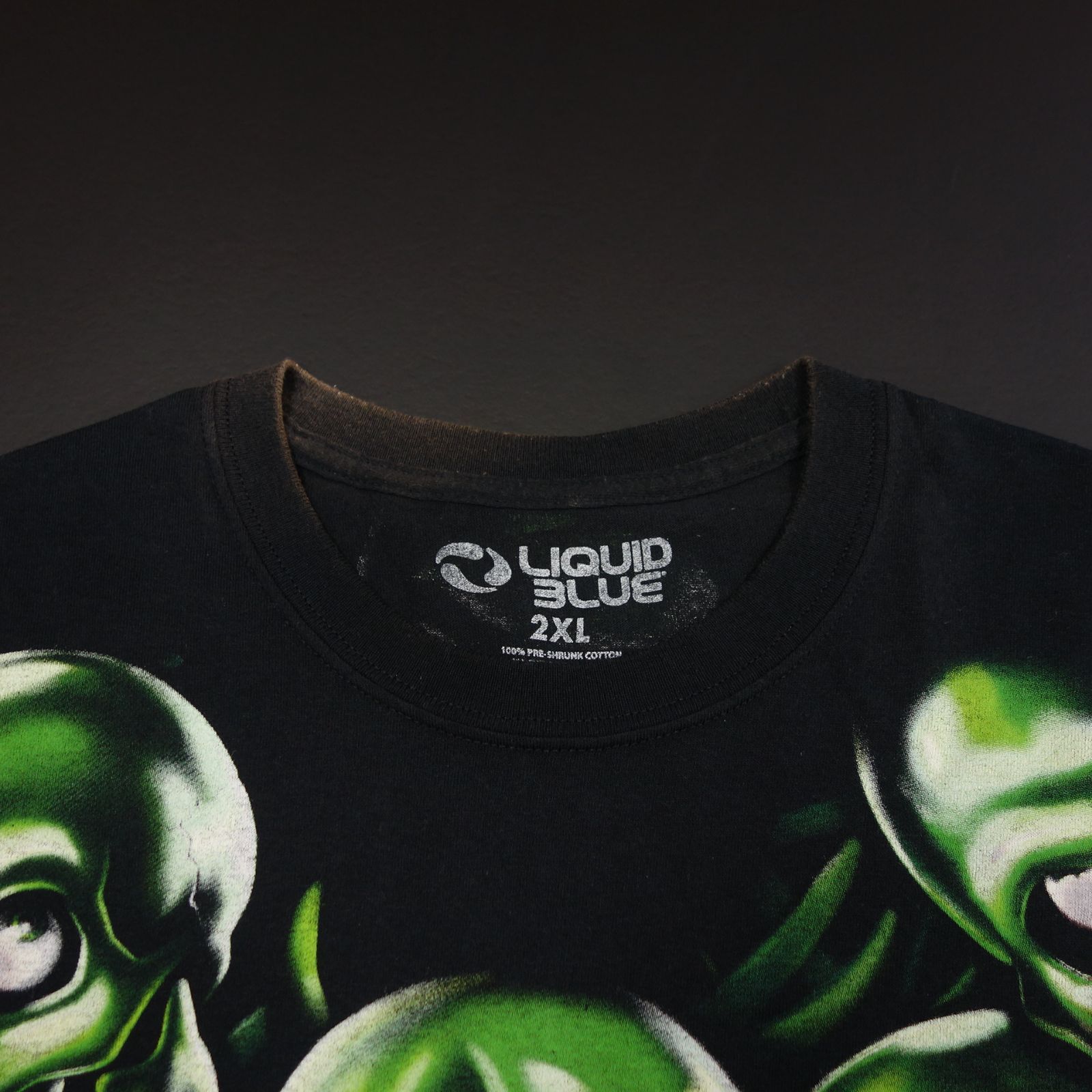 人気 US古着☆LIQUID BLUE リキッドブルー 半袖プリントTシャツ 総柄 
