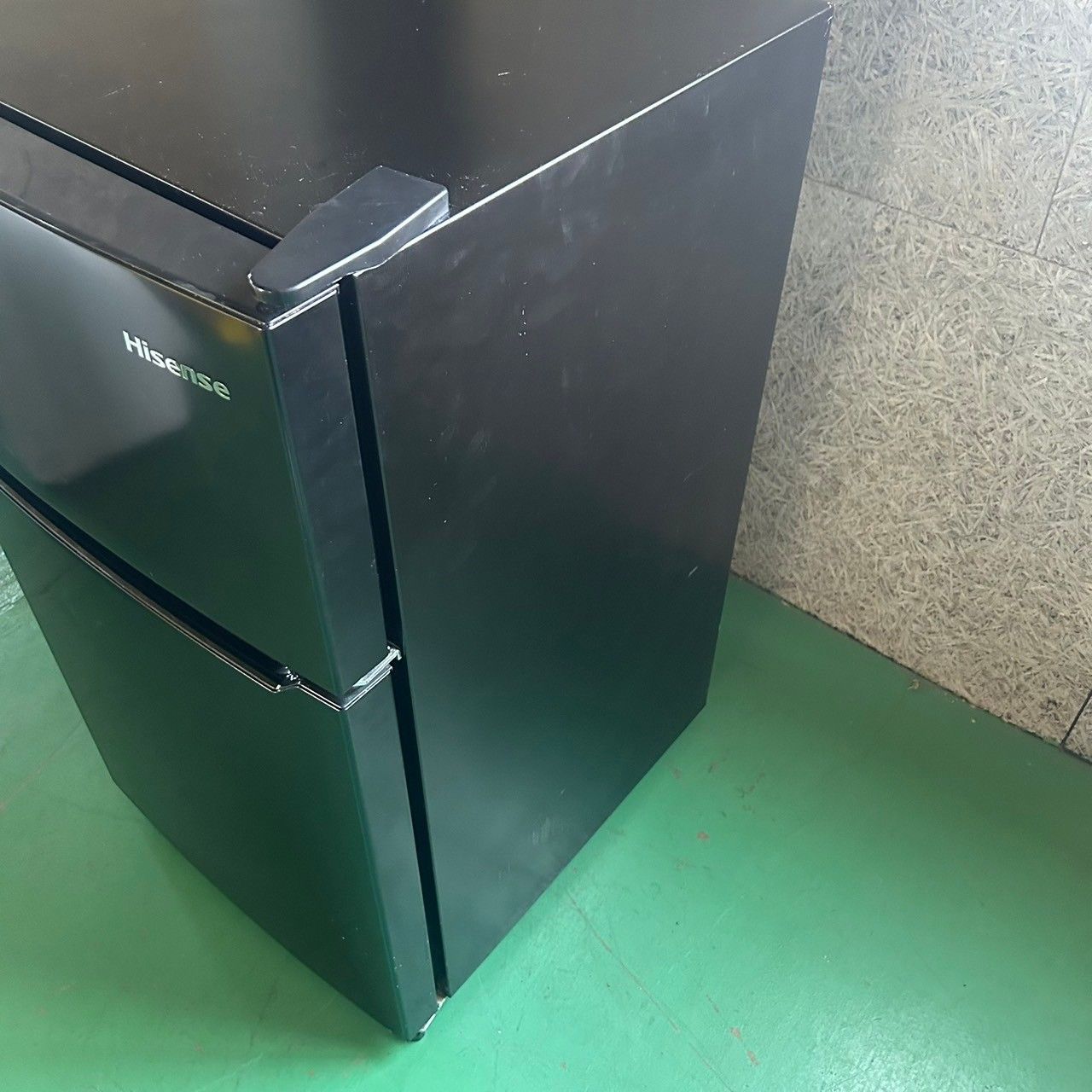 ハイセンス Hisense 2ドア 冷凍冷蔵庫 HR-B9501B 93L ブラック 2022年製