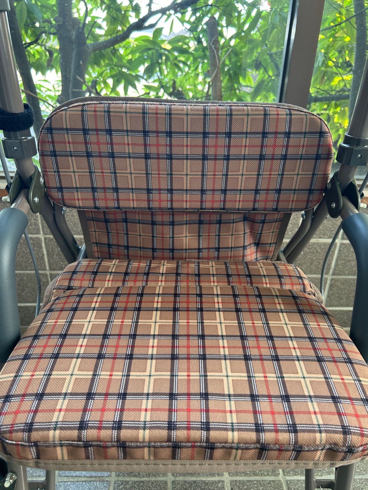 【美品】シンフォニーSP　歩行器　シルバーカー　たっぷり収納バック付き　歩行器 島製作所 シルバーカー シンフォニーSP 歩行器 手押し車 老人用