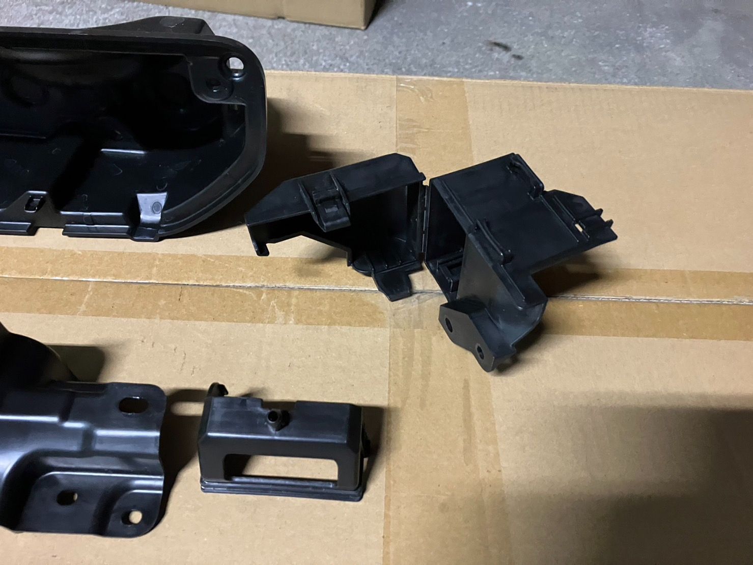 新品未使用 SUZUKI スズキ 純正部品 テールランプユニット 左右セット 汎用テールランプユニット 左右セット スズキ : 輸入車スノー