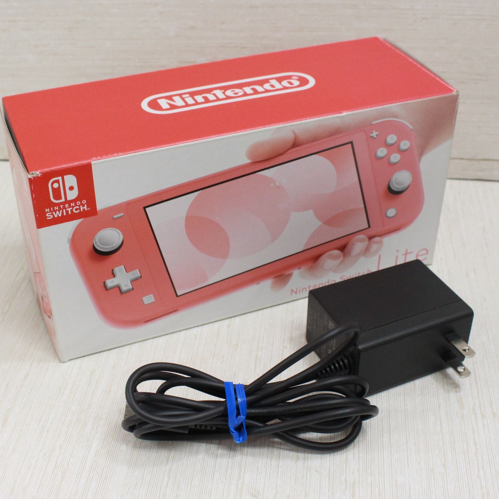 ☆244 Nintendo Switch Lite ポケットモンスター ソード シャイニング 