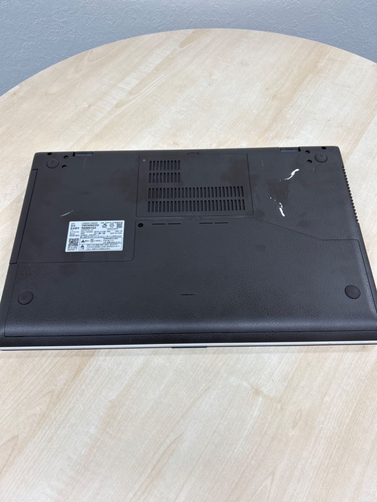 FUJITSU LIFEBOOK NH Series ONKYO Speakers NH56/D2 FMVN56D2W Windows11