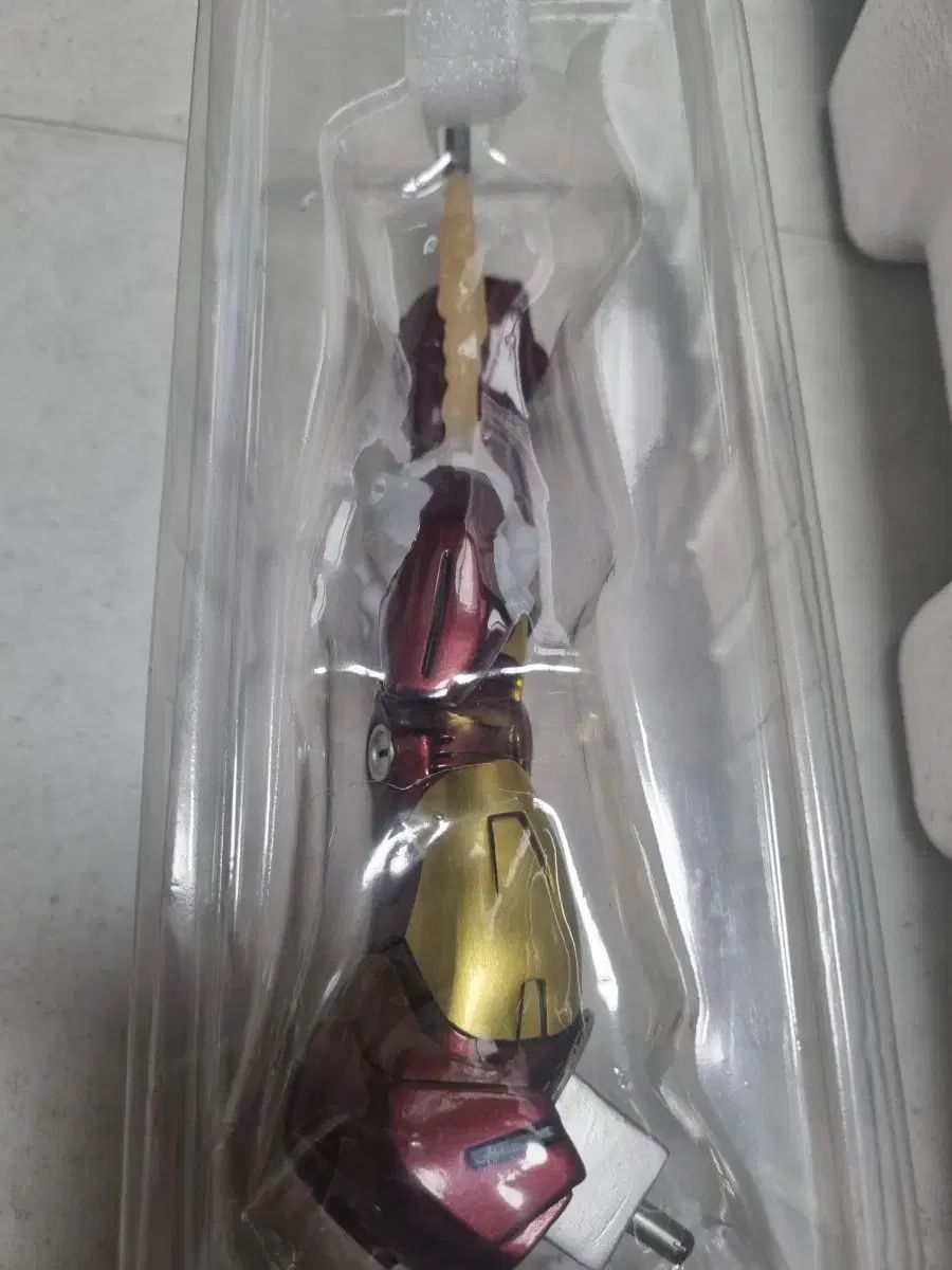 ホットトイズ x