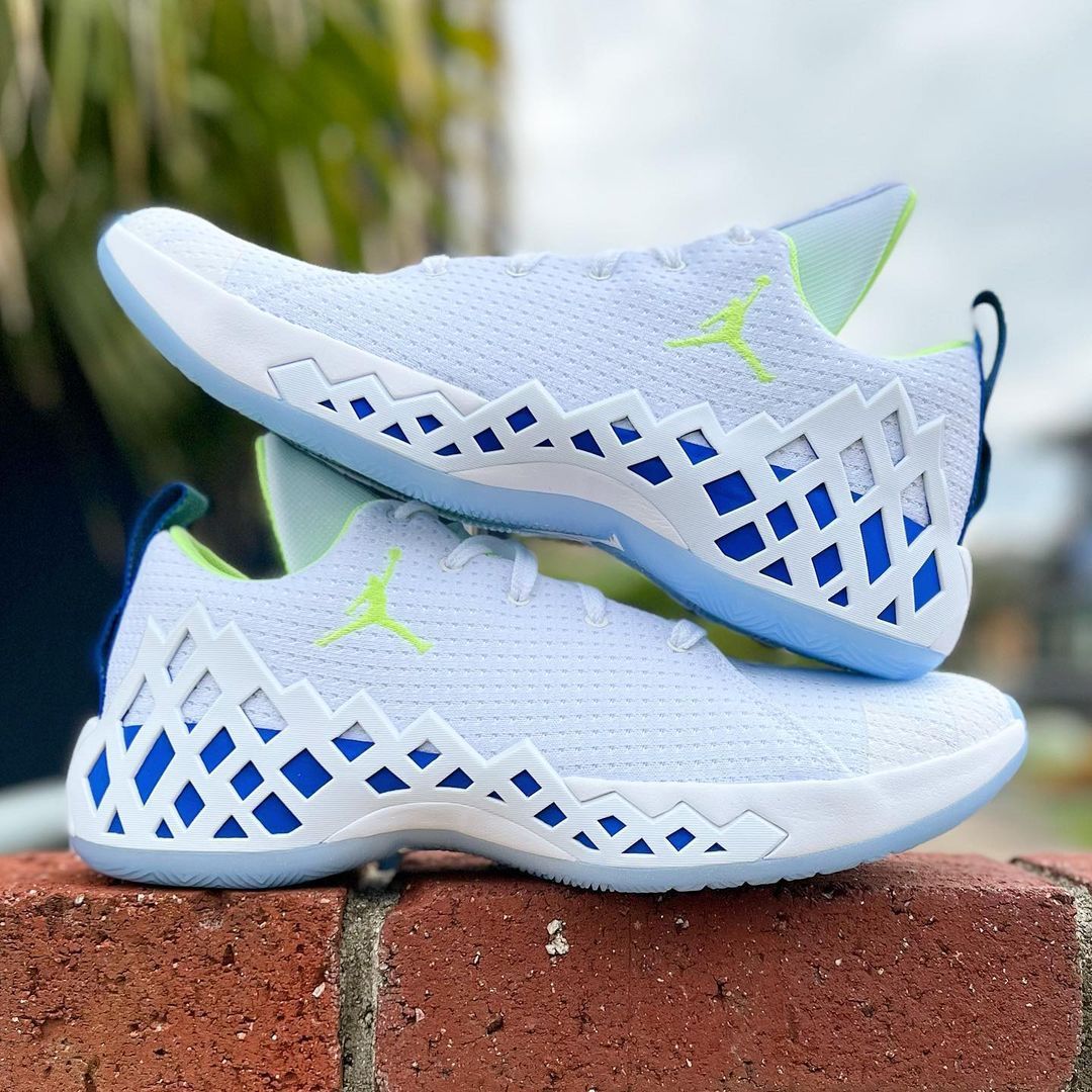 JORDAN DIAMOND LOW ジョーダン ダイヤモンド ロー ルカ ドンチッチ 【MEN'S】 white/blue-volt FB7169-131