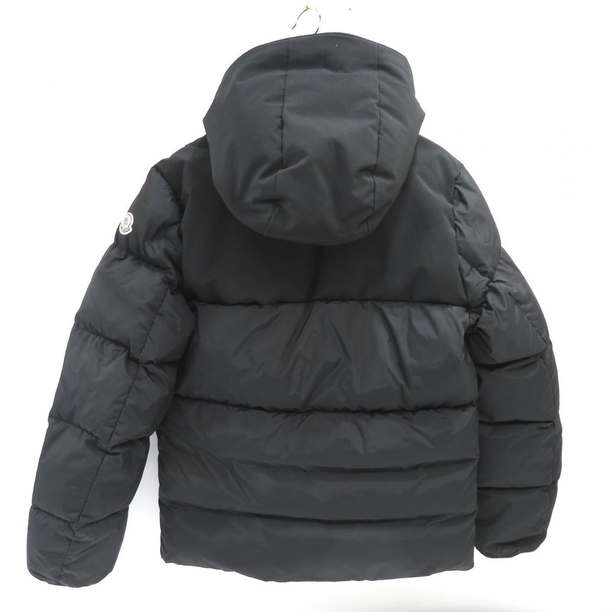 MONCLER(モンクレール) サイズ:1 18AW MONTCLAR GIUBBOTTO モンクラー フーデッド ジップアップ ダウンジャケット  ブラック 押し付けがましく D20914132085【中古】【程度B】【カラーブラック】【取扱店舗BRING仙台店】