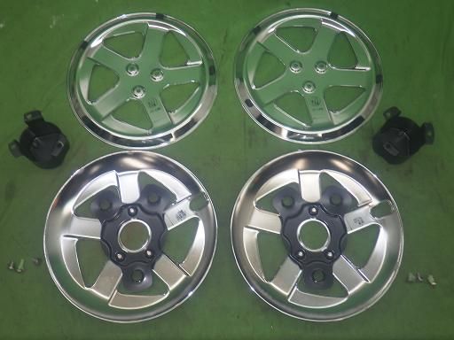 デコトラ エルフ 純正 ホイールキャップ ブラケット付き