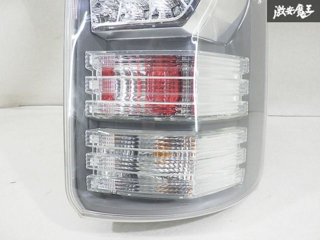 ZRR70w/ZRR75wヴォクシー後期テールランプICHIKOH28-220 ZRR70w/ZRR75wヴォクシー後期テールランプICHIKOH28-220 - メルカリ