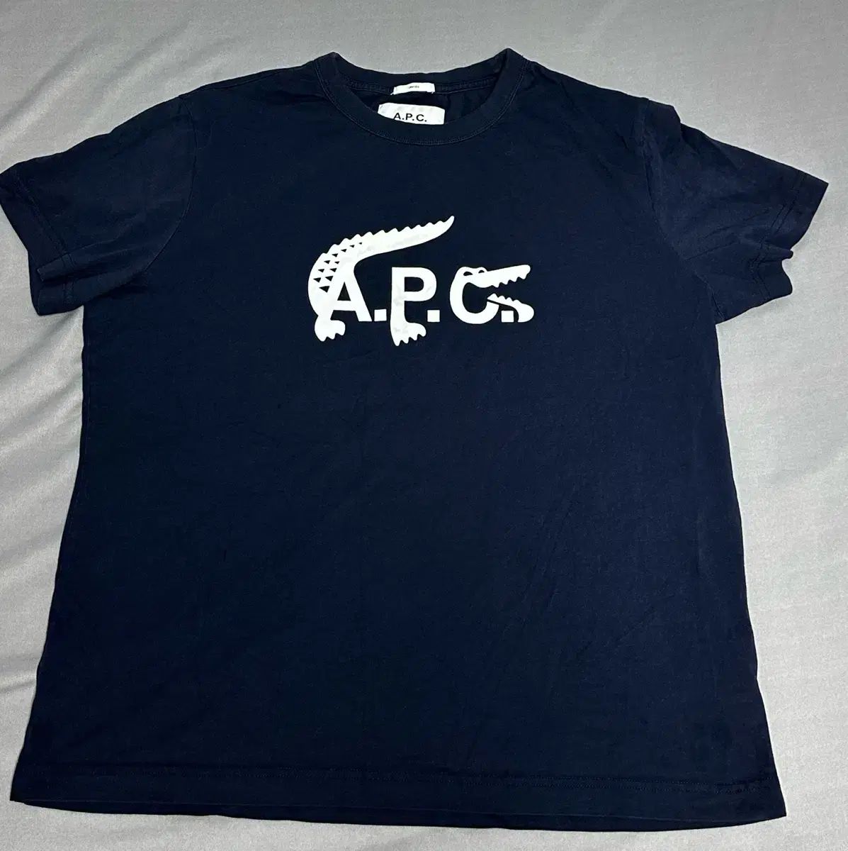 A.P.C.(アー・ペー・セー) x LACOSTE(ラコステ) 半袖 (ネイビー