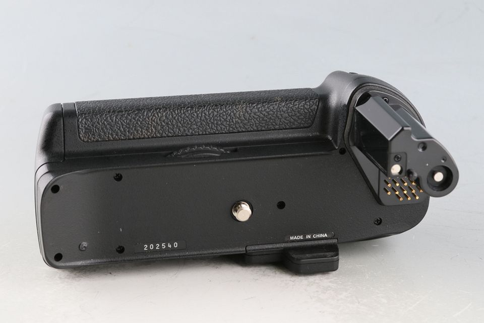 Nikon MB-40