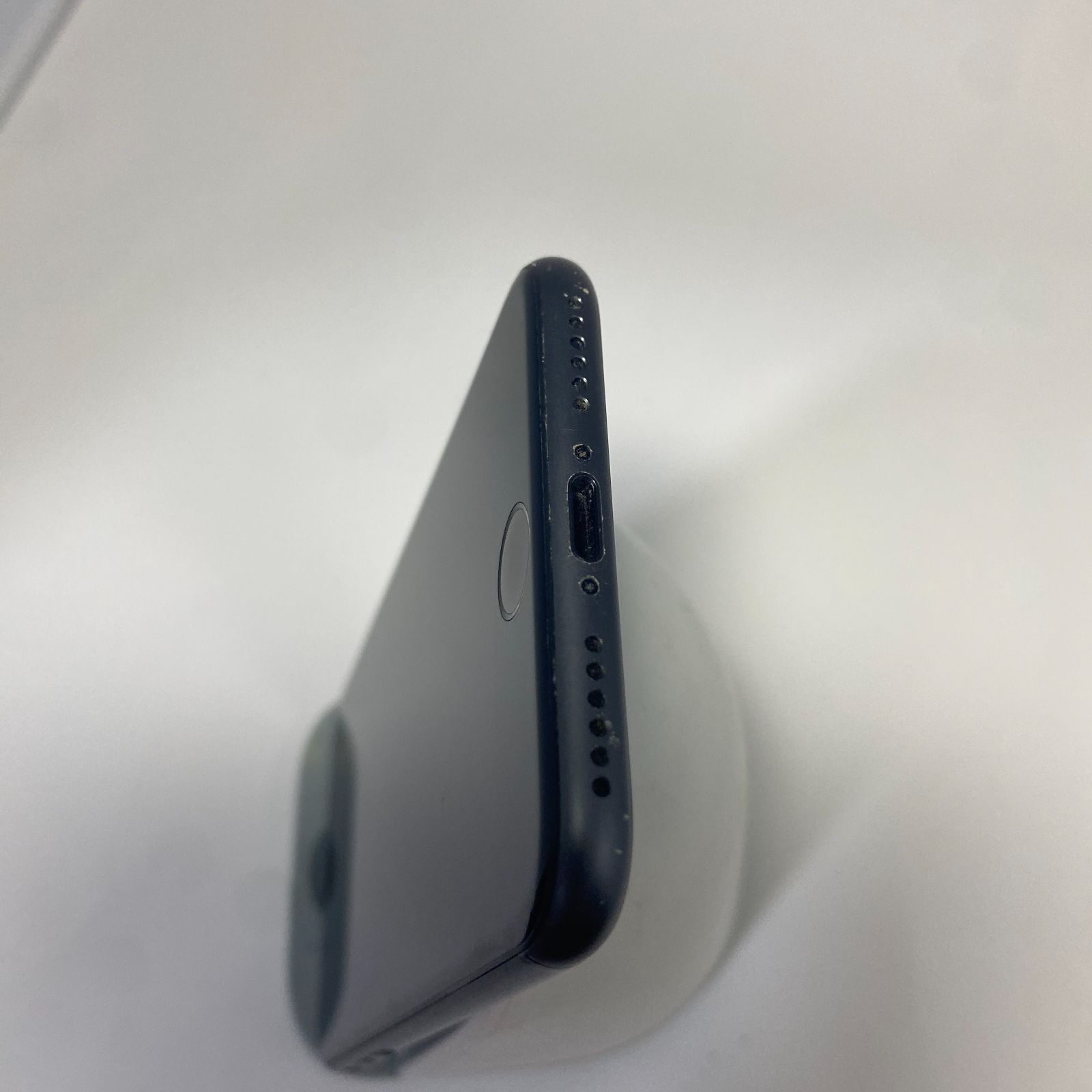 iPhone8 スペースグレイ 64GB SIMフリー au（KDDI） 節約 P40