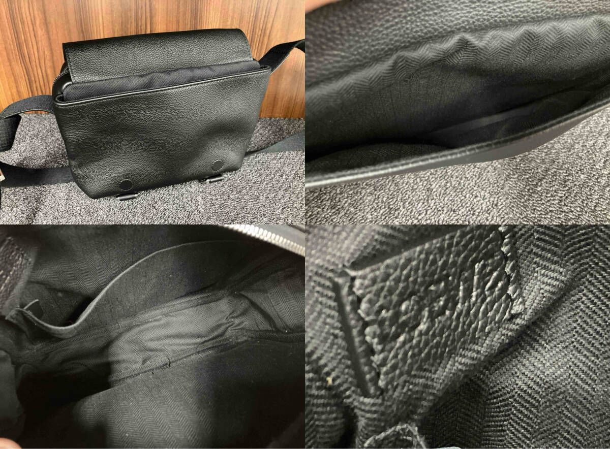822420 ブラック
