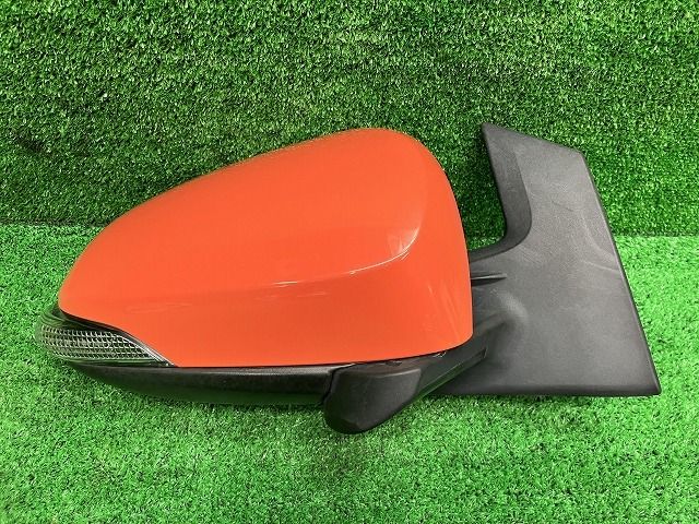 アクア DAA-NHP10 右サイドミラー.ドアミラー 8S6 ダークブルーマイカ