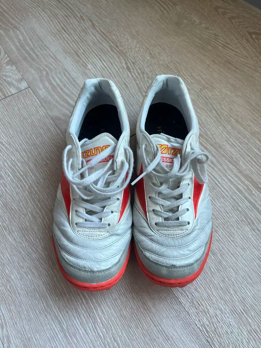 極上美品 気分はジョンレノン エピフォンAJ100CE エレアコ 音出し良好