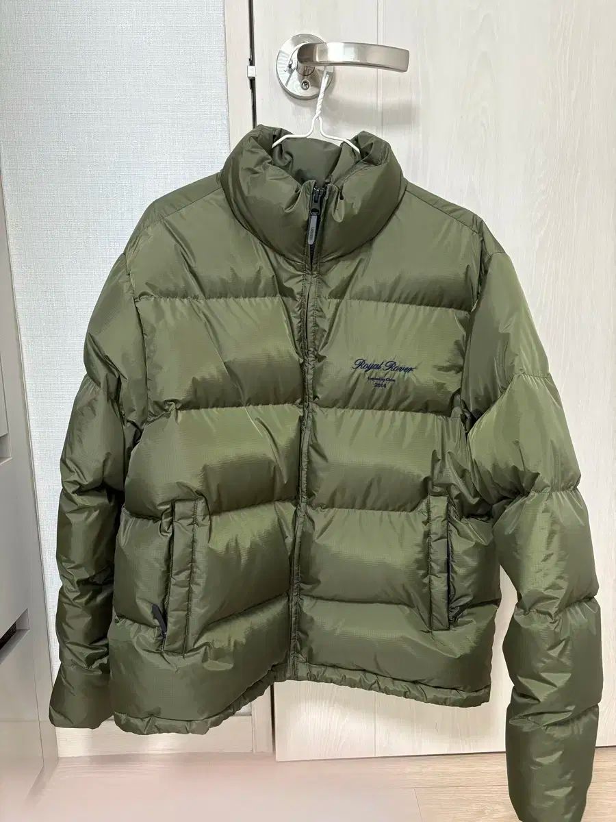 Urbanic 30 ー ロワイヤル ローバー プファー ジャケット 2 サイズ