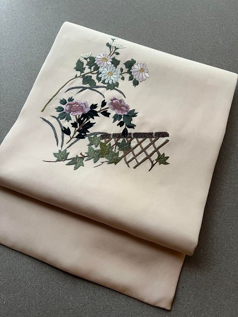 名古屋帯　刺繍　垣根に花　長尺 名古屋帯 刺繍 垣根に花 長尺 - メルカリ