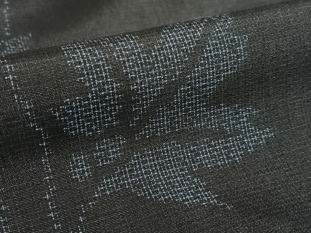 平和屋着物●上質な紬　蔦の葉文　黒地　正絹　逸品　AAAU8213zg 平和屋着物○上質な紬 蔦の葉文 黒地 正絹 逸品 AAAU8213zg - メルカリ