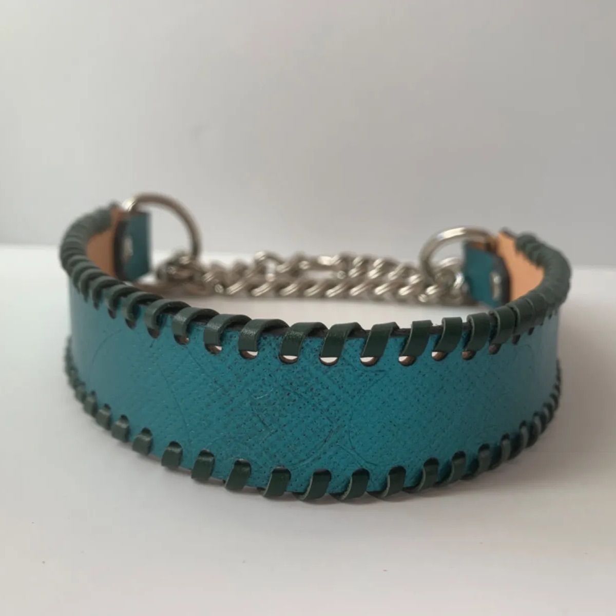 須藤武雄作、糠釉共手片口鉢、御茶席の茶菓子入れ。